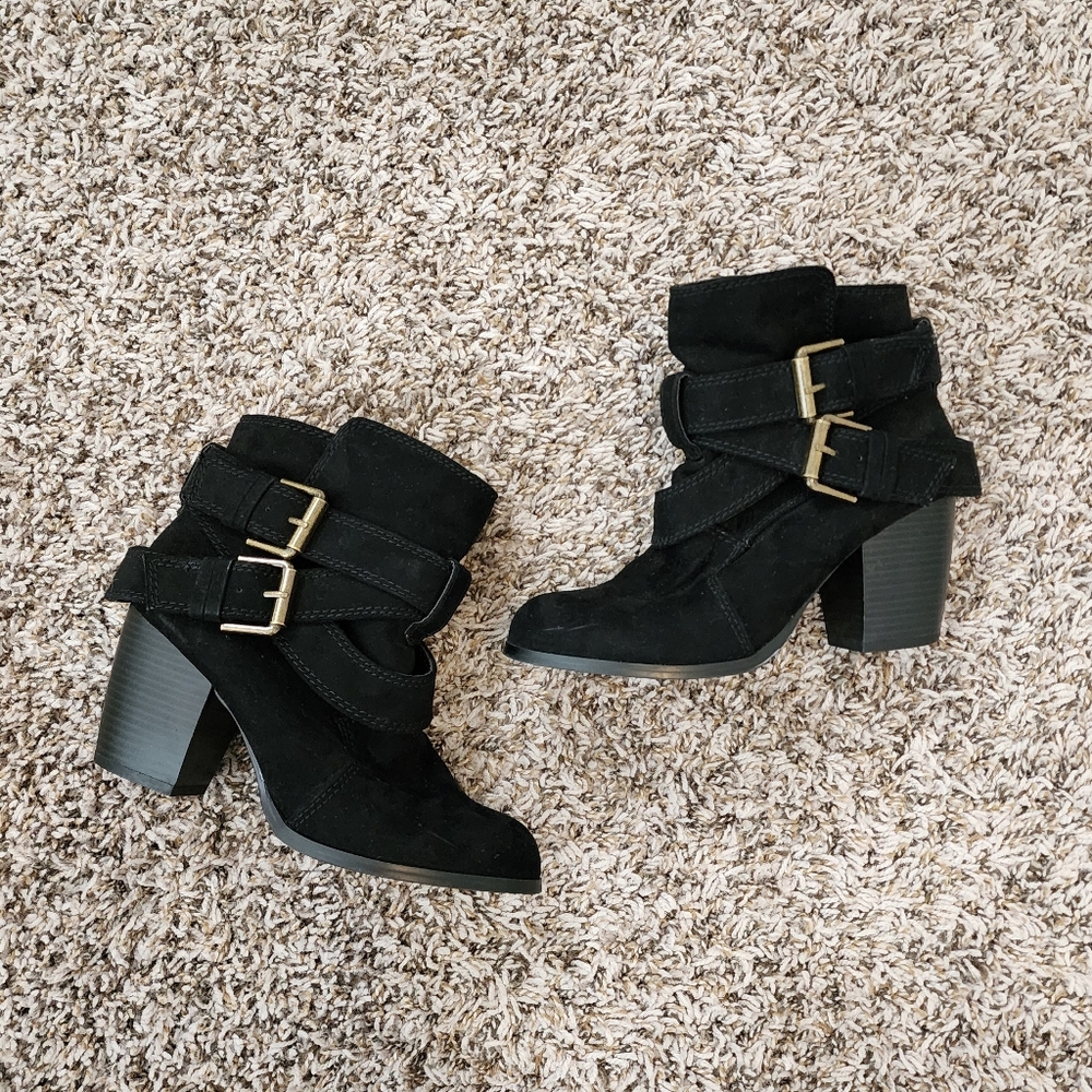 AE Buckle Boots